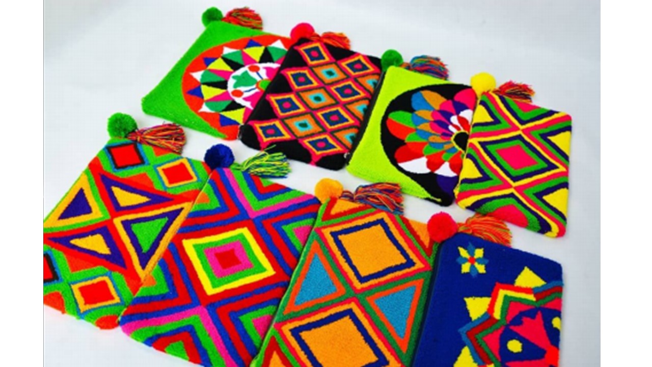 SOBRES TAPIZADOS WAYÚU en Riohacha,